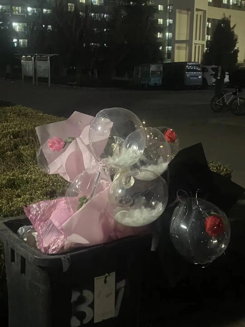 垃圾桶里捡点它，垃圾桶里捡的东西算偷吗？-第6张图片-优品飞百科