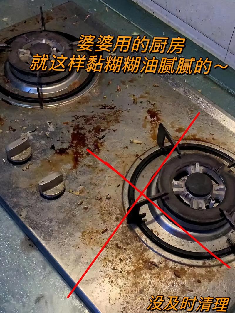 夏天厨房太油腻，厨房很油？