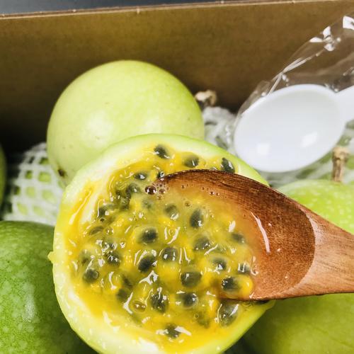 百香果太密怎么办,百香果变皱了怎么办?这样还能吃吗?看完告诉家里人吧?-第2张图片-优品飞百科 百香果太密怎么办,百香果变皱了怎么办?这样还能吃吗?看完告诉家里人吧?-第2张图片-优品飞百科