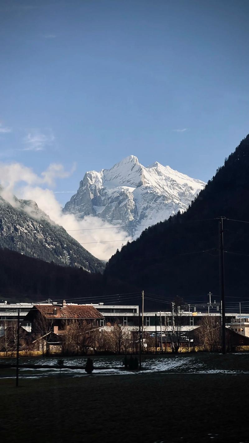 瑞士天气预报15天穿衣，瑞士天气预报15天穿衣指数？-第5张图片-优品飞百科