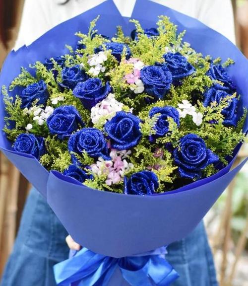 蓝色妖姬花语,蓝色妖姬花语寓意?-第5张图片-优品飞百科 蓝色妖姬花语,蓝色妖姬花语寓意?-第5张图片-优品飞百科