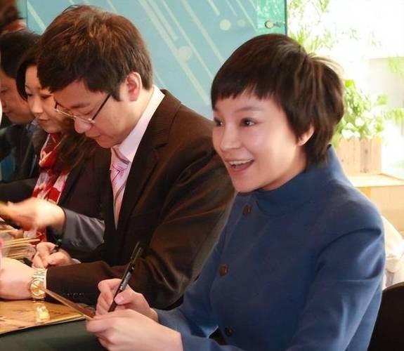 天气预报宋英杰，中文世界天气预报宋英杰？