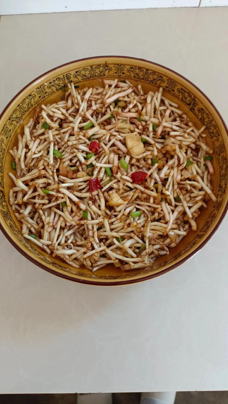 鱼腥草的做法,鱼腥草的味道大吗,食材_鱼腥草的做法大全窍门-第4张图片-优品飞百科 鱼腥草的做法,鱼腥草的味道大吗,食材_鱼腥草的做法大全窍门-第4张图片-优品飞百科