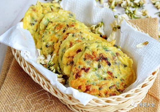 十里洋槐花，咬一口又香又甜，好吃到舔盘子！？洋槐花 槐花？-第3张图片-优品飞百科