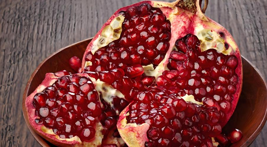 石榴里面有雪花状可以吃吗，果肉有裂痕能吃吗，石榴里面有雪花状可以吃吗,果肉有裂痕能吃吗-第2张图片-优品飞百科