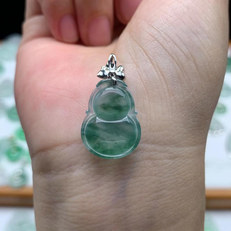 翡翠叶子的寓意？翡翠叶子的寓意及描述？-第3张图片-优品飞百科