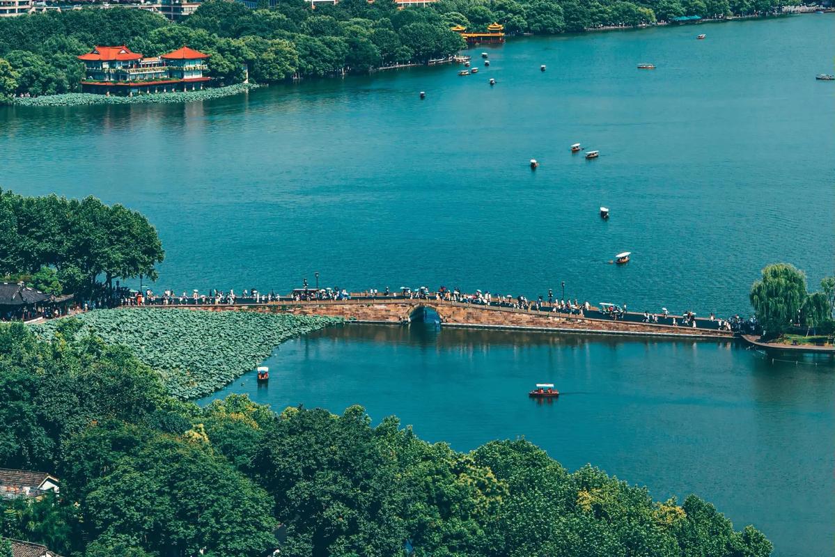 杭州西湖区天气情况,杭州市西湖天气预报了7天?-第2张图片-优品飞百科 杭州西湖区天气情况,杭州市西湖天气预报了7天?-第2张图片-优品飞百科