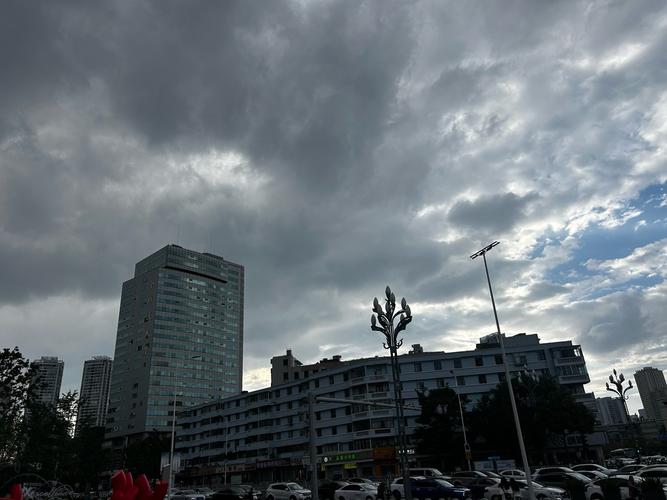 昆明天气预报15天查询结果，西双版纳天气预报15天查询结果？-第5张图片-优品飞百科