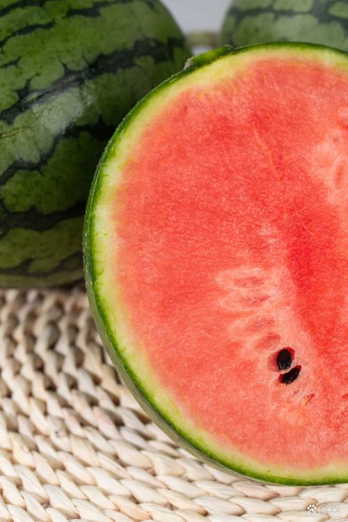 西瓜有什么营养成分，西瓜有啥营养成分？-第6张图片-优品飞百科