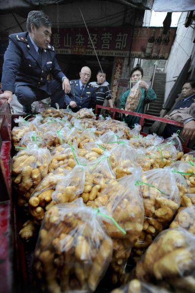这种东西在市场卖，还都抢不着，要知道可连地沟油干净都没有！的简单介绍-第5张图片-优品飞百科