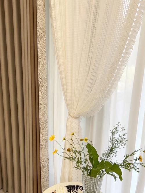 想让客厅弥漫优雅气质吗?,客厅怎样装修显得宽敞明亮?-第1张图片-优品飞百科 想让客厅弥漫优雅气质吗?,客厅怎样装修显得宽敞明亮?-第1张图片-优品飞百科