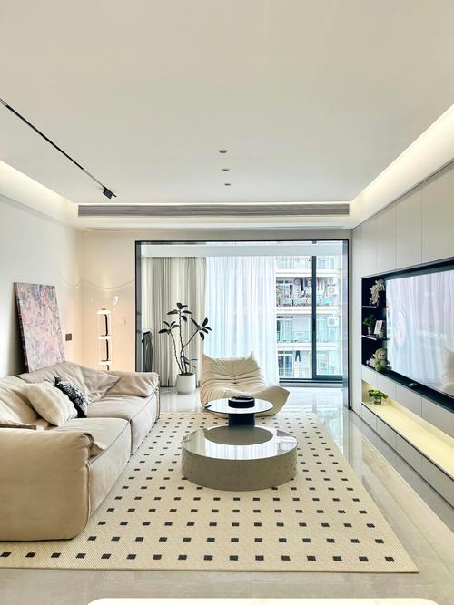 想让客厅弥漫优雅气质吗?,客厅怎样装修显得宽敞明亮?-第4张图片-优品飞百科 想让客厅弥漫优雅气质吗?,客厅怎样装修显得宽敞明亮?-第4张图片-优品飞百科