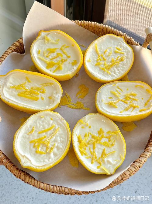 柠檬的吃法有哪些??柠檬的吃法大全简单?-第1张图片-优品飞百科 柠檬的吃法有哪些??柠檬的吃法大全简单?-第1张图片-优品飞百科
