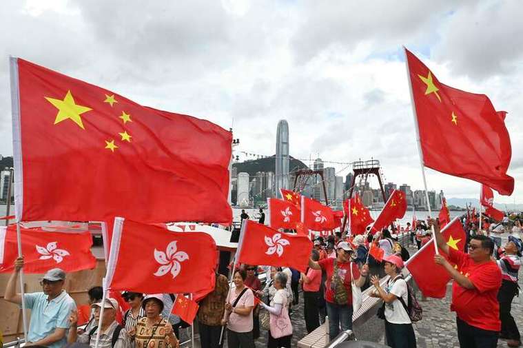 香港旗帜是什么花，有什么象征意义，香港旗帜的由来-第2张图片-优品飞百科