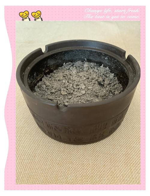 艾草灰的功效与作用，艾草灰能祛痘吗？艾草灰图片？