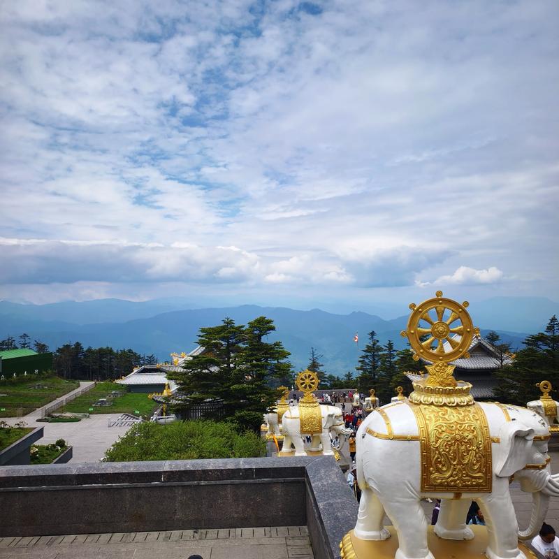 峨眉山天气预报？峨眉山天气预报实时？