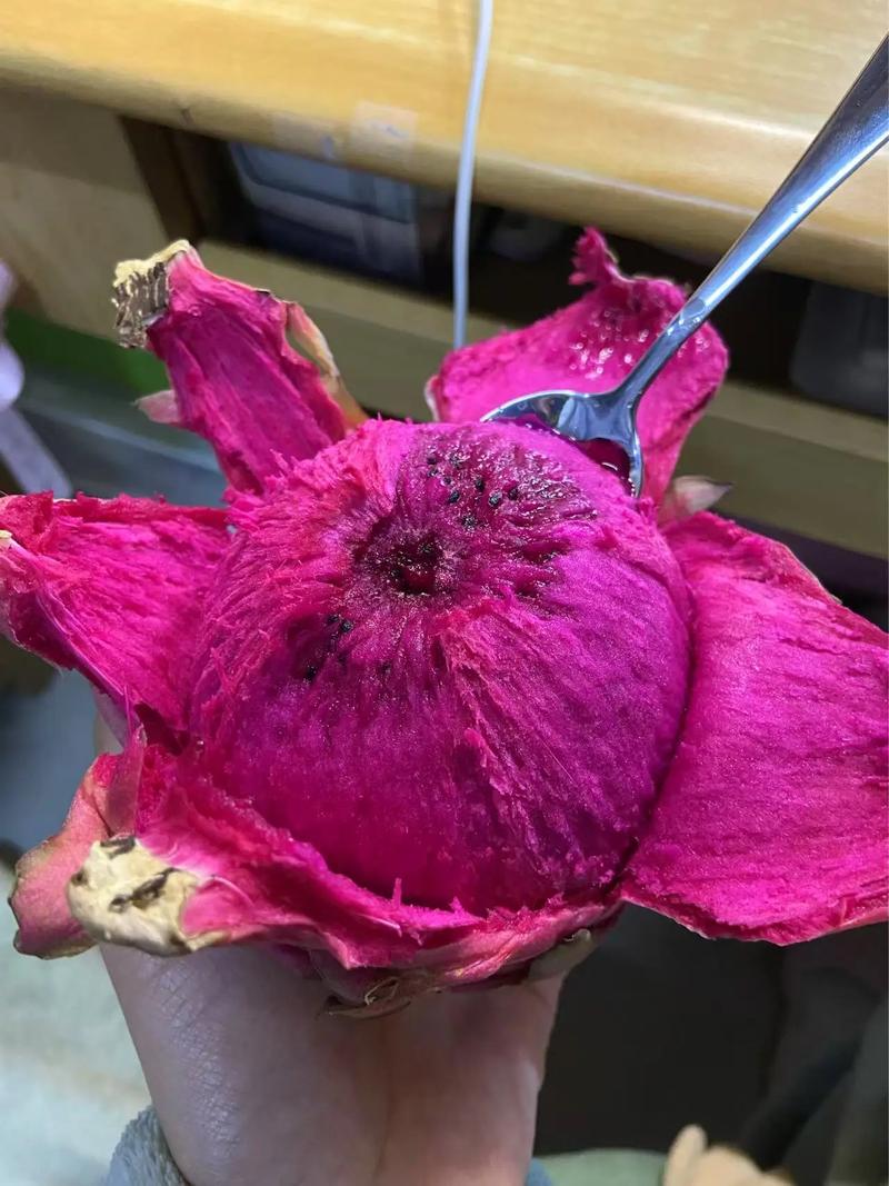 火龙果怎么切，火龙果切法，火龙果切的方法？-第8张图片-优品飞百科