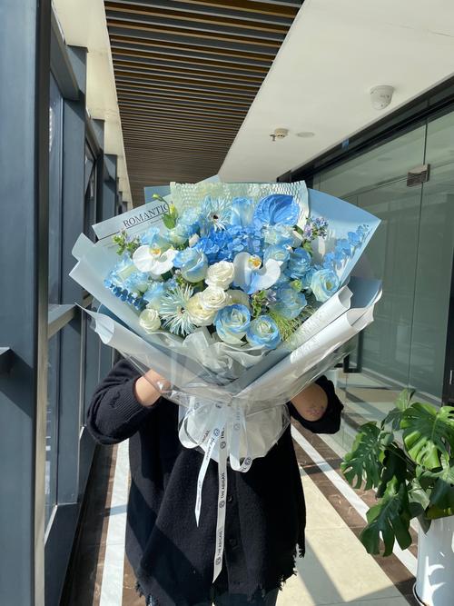 领导生日员工送什么花合适，领导生日送花一般是送什么比较好啊？-第6张图片-优品飞百科