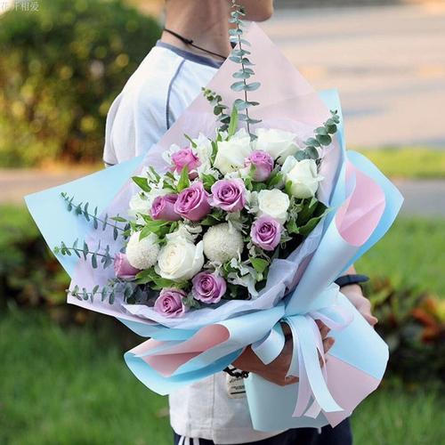 姬凤梨的花语是什么，姬凤梨品种-第2张图片-优品飞百科