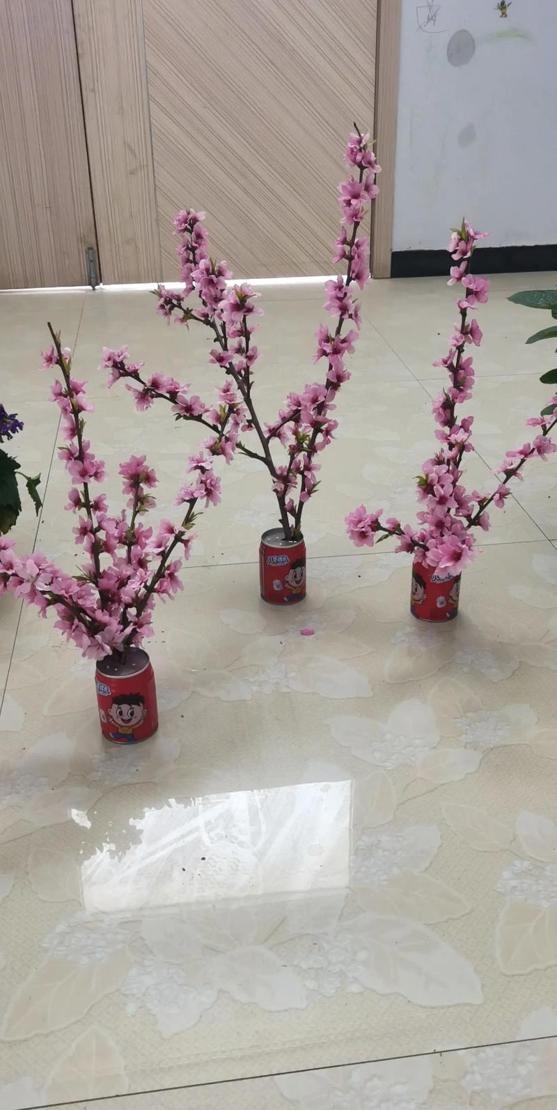 桃花养在家好不好，盆栽桃花怎么养？桃花盆栽如何养？-第5张图片-优品飞百科