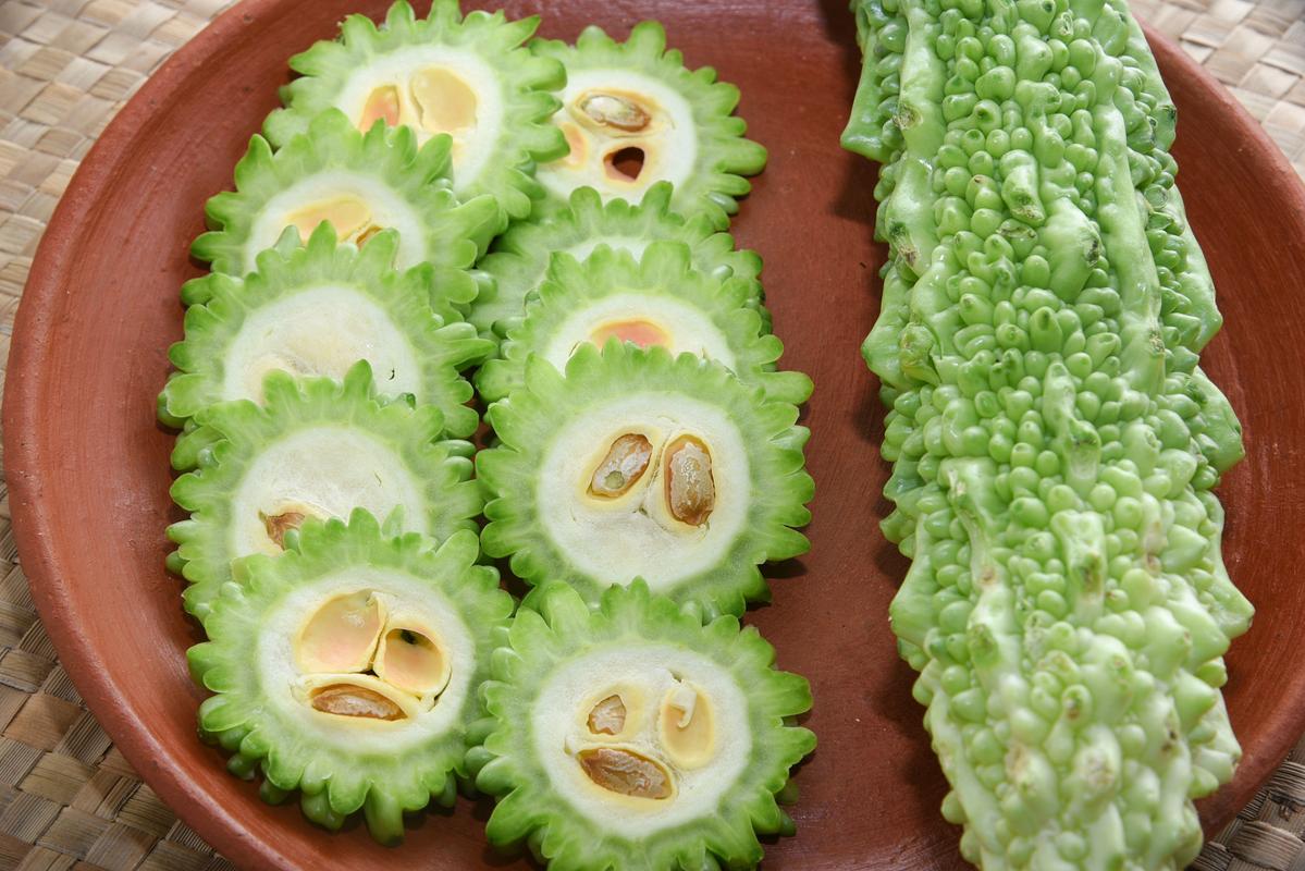 降火的水果蔬菜有哪些，吃什么水果降火最快？？有什么降火的水果食物有哪些？-第2张图片-优品飞百科