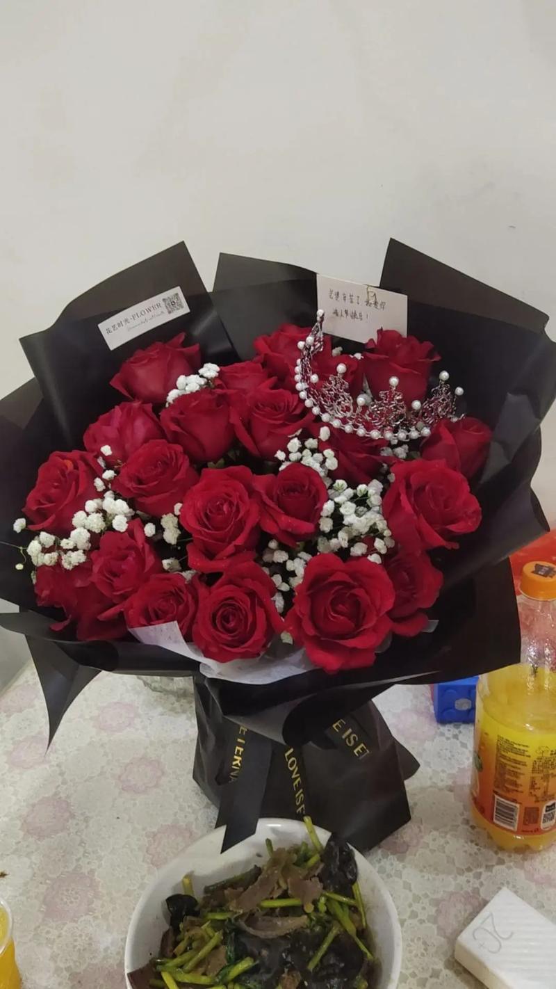 21朵玫瑰花代表什么意思，玫瑰花枝数的代表意思？