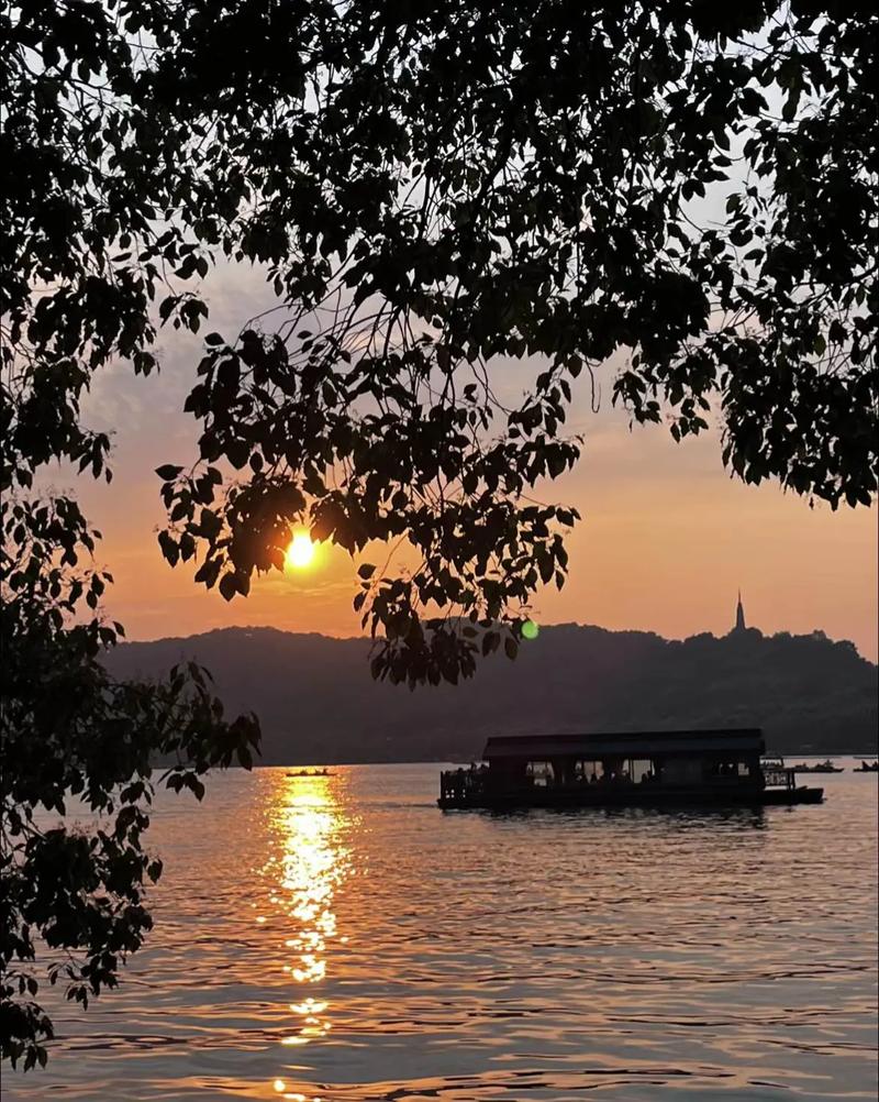 杭州天气及穿衣指数，杭州天气 衣服？-第3张图片-优品飞百科