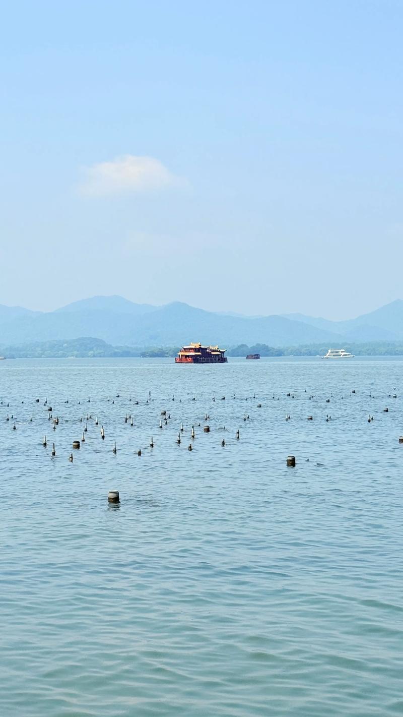 杭州天气西湖区天气预报7天？杭州市西湖天气预报了7天？