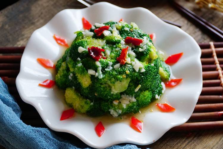 春季蔬菜有哪些，春季蔬菜有哪些病虫害呢