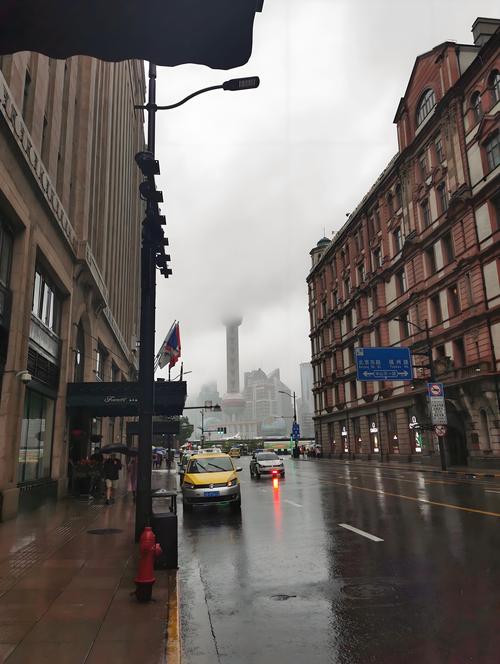上海天气台风预警？上海天气台风预警等级？-第2张图片-优品飞百科