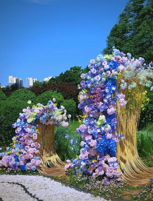 呼和浩特适合养什么花，市花和市树是什么？呼和浩特市花叫什么名字？-第3张图片-优品飞百科